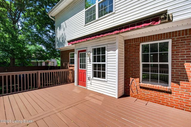 4207 Bridlepath Pl, Louisville, KY 40245