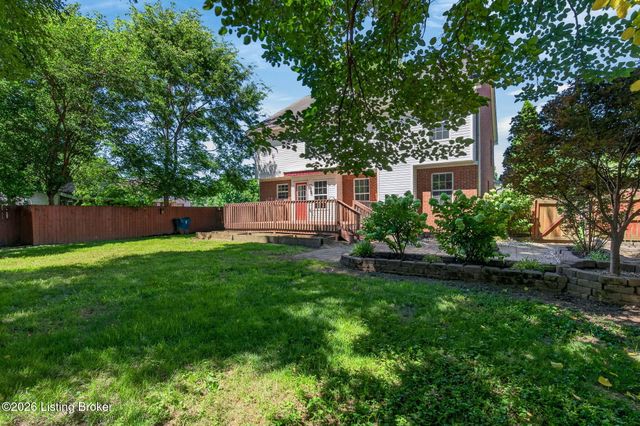 4207 Bridlepath Pl, Louisville, KY 40245