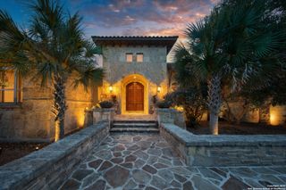 607 Bentley Manor, Shavano Park, TX 78249