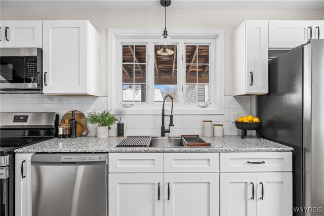 76 Chardon Drive, Cheektowaga, NY 14225