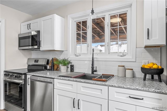 76 Chardon Drive, Cheektowaga, NY 14225