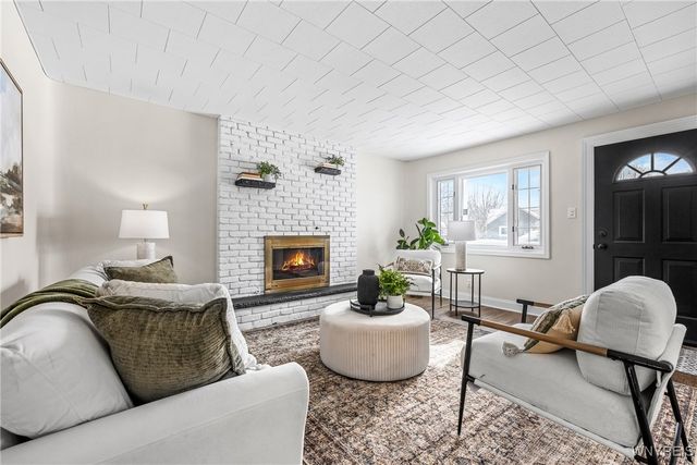 76 Chardon Drive, Cheektowaga, NY 14225