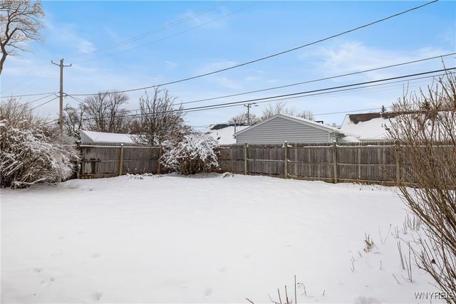 76 Chardon Drive, Cheektowaga, NY 14225