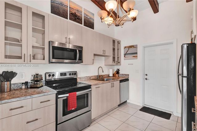 1704 Rodman Street, Hollywood, FL 33020