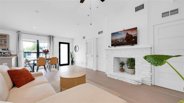 1704 Rodman Street, Hollywood, FL 33020