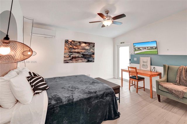 1704 Rodman Street, Hollywood, FL 33020