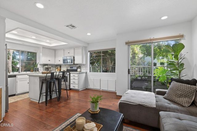 4999 Dekoven Street, Ventura, CA 93003