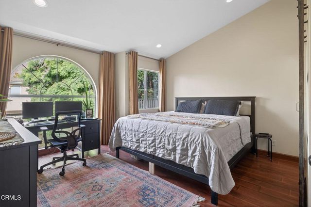 4999 Dekoven Street, Ventura, CA 93003