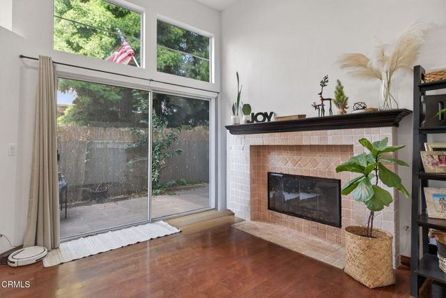 4999 Dekoven Street, Ventura, CA 93003