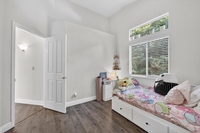 396 SEATON Dr, Folsom, CA 95630