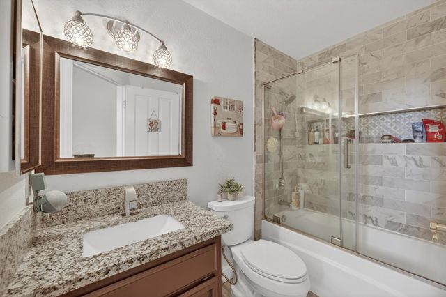 396 SEATON Dr, Folsom, CA 95630