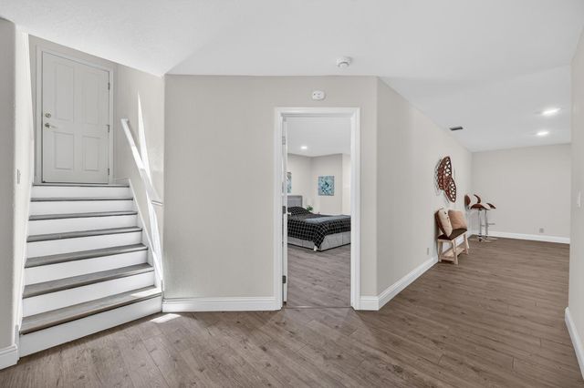 396 SEATON Dr, Folsom, CA 95630