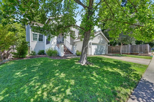 396 SEATON Dr, Folsom, CA 95630