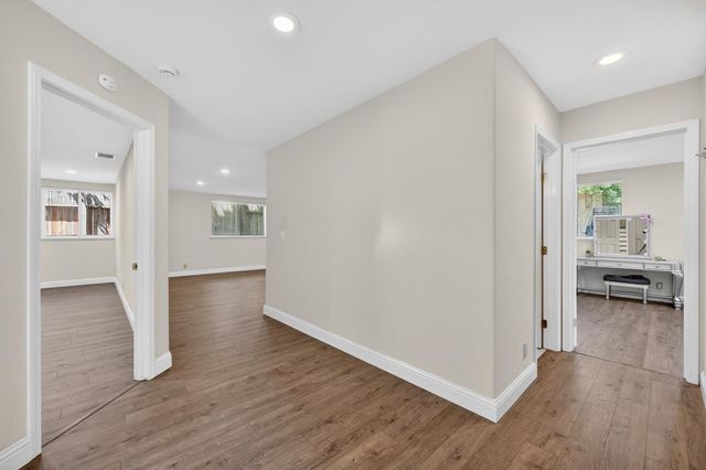 396 SEATON Dr, Folsom, CA 95630