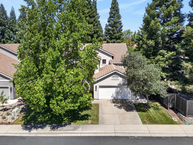 396 SEATON Dr, Folsom, CA 95630