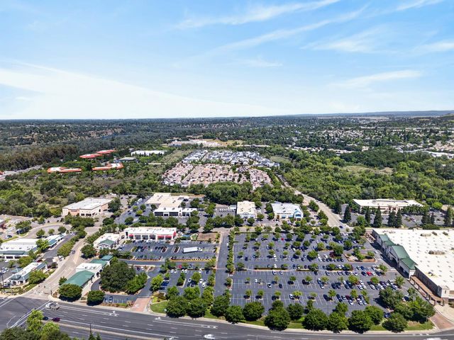 396 SEATON Dr, Folsom, CA 95630