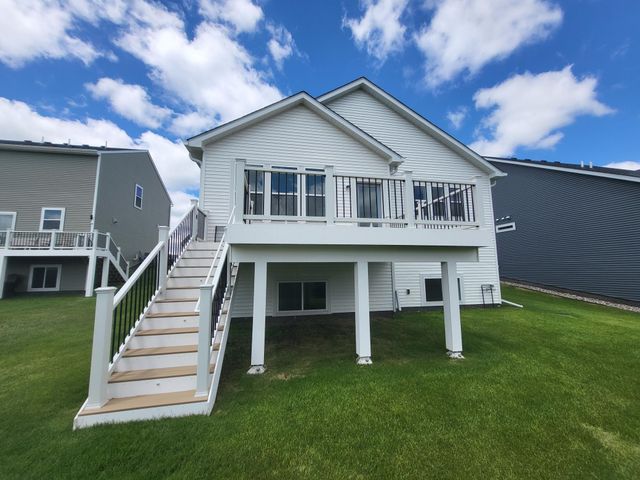 4852 Airlake Drive, Woodbury, MN 55129