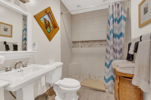 110 Village Way, Lancaster, TN 38569