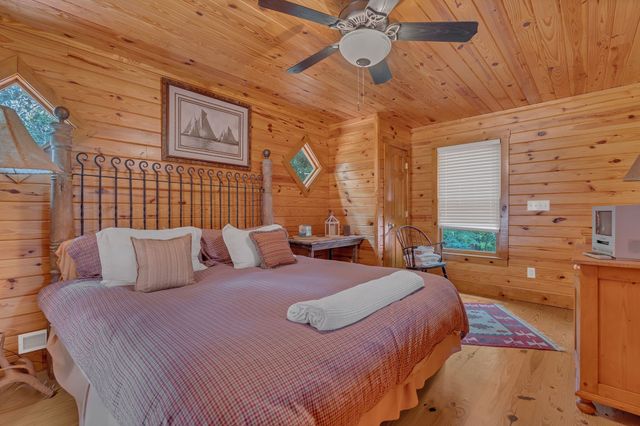 110 Village Way, Lancaster, TN 38569