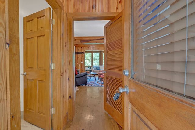 110 Village Way, Lancaster, TN 38569