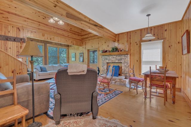 110 Village Way, Lancaster, TN 38569