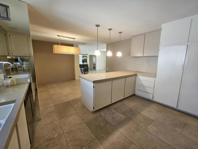 3447 Andreas Hills Drive, Palm Springs, CA 92264