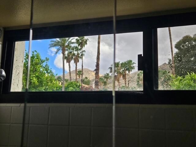 3447 Andreas Hills Drive, Palm Springs, CA 92264