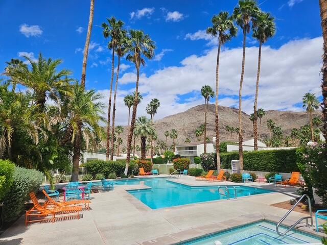 3447 Andreas Hills Drive, Palm Springs, CA 92264