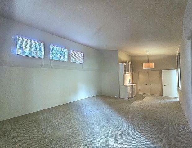 3447 Andreas Hills Drive, Palm Springs, CA 92264
