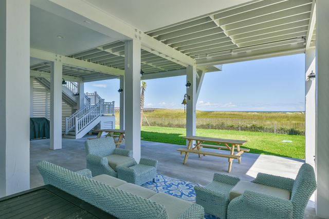 25715 Snowy Egret Drive, Galveston, TX 77554