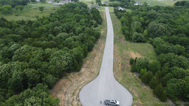 593 S Reagan Avenue, Kellyville, OK 74039