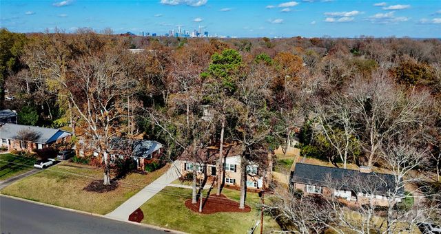 1527 Tamworth Drive, Charlotte, NC 28210