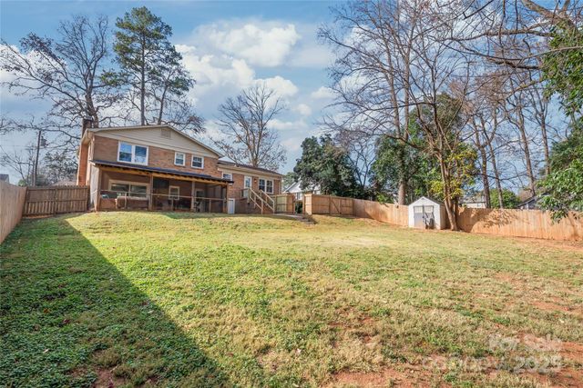 1527 Tamworth Drive, Charlotte, NC 28210