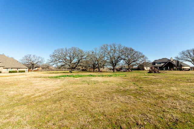 3022 Winding Oaks Circle, Kaufman, TX 75142