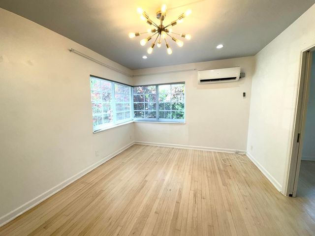 210 S Ocean Breeze 1, Lake Worth Beach, FL 33460