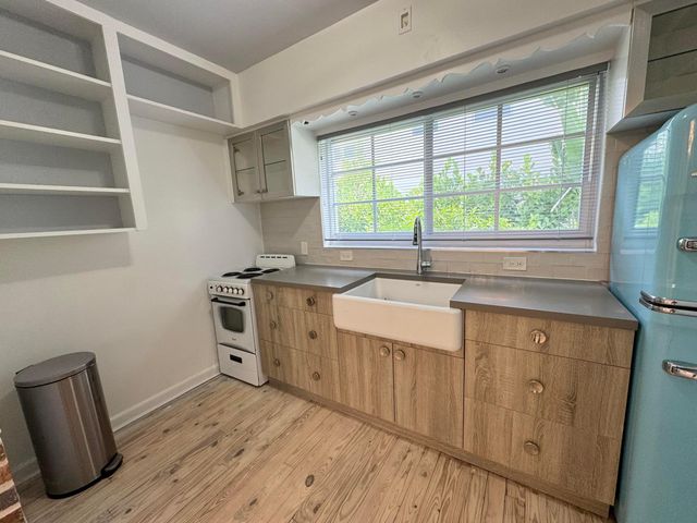 210 S Ocean Breeze 1, Lake Worth Beach, FL 33460