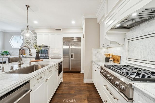 29336 Madeira Lane, Valencia, CA 91354