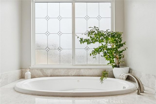 29336 Madeira Lane, Valencia, CA 91354