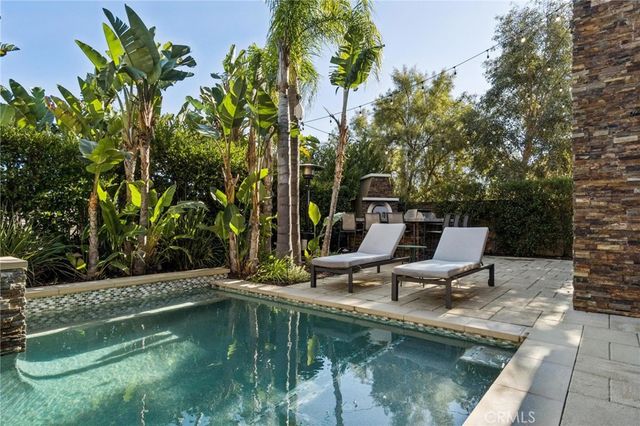 29336 Madeira Lane, Valencia, CA 91354