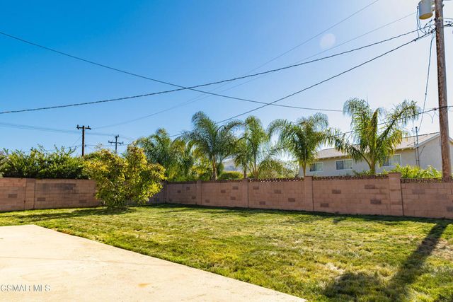 2031 Socrates Avenue, Simi Valley, CA 93065