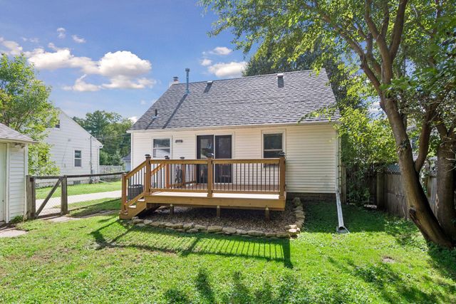1427 1st Street SE, Rochester, MN 55904