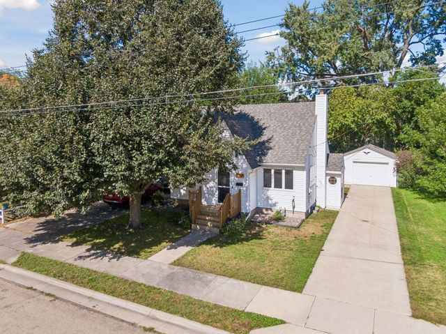 1427 1st Street SE, Rochester, MN 55904