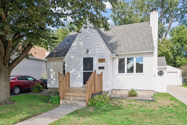 1427 1st Street SE, Rochester, MN 55904