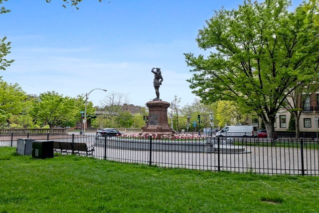 416 Commonwealth Ave 314, Boston, MA 02115