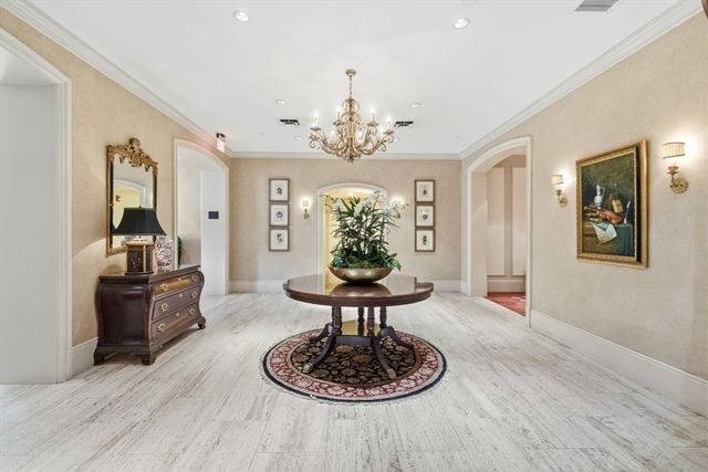 416 Commonwealth Ave 314, Boston, MA 02115