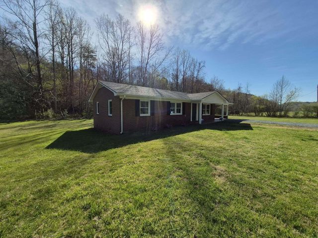 1232 Prillaman Switch RD, Ferrum, VA 24088
