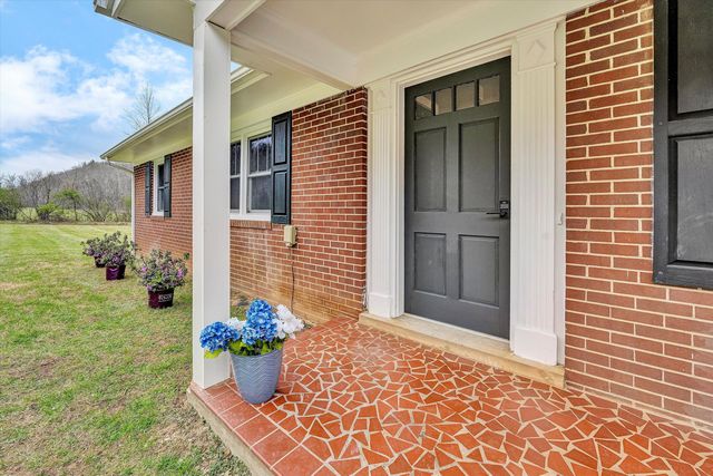 1232 Prillaman Switch RD, Ferrum, VA 24088