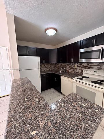 15630 SW 80th Street I305, Miami, FL 33193