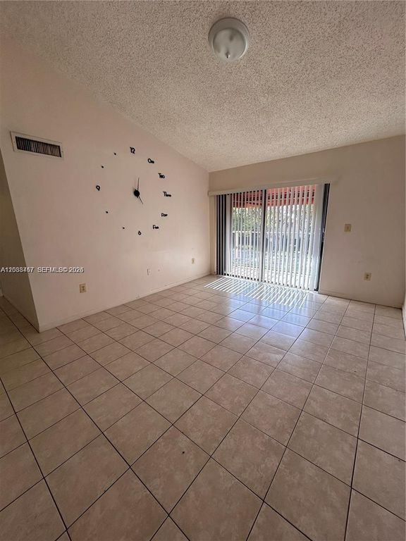 15630 SW 80th Street I305, Miami, FL 33193