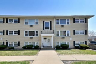 4932 N Leonard Drive 2A, Norridge, IL 60706
